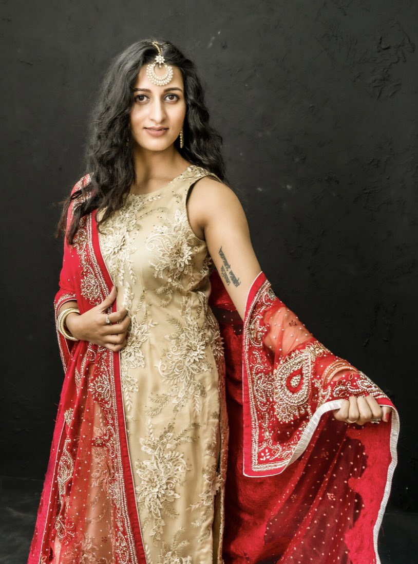 LizDeepJones's tweet image. So excited about our event ‘WeBleedTheSame exhibition celebrating storytelling with @cbrwritersfest @ourANU featuring HumanRights advocates at 1.30pm @thanush_selva &amp;amp; MannieKaurVerma’Hope u can join us Sat/Sun Aug 13&amp;amp;14 9am-5pm at the RSSS building ElleryCres @ANUcass FREE event!