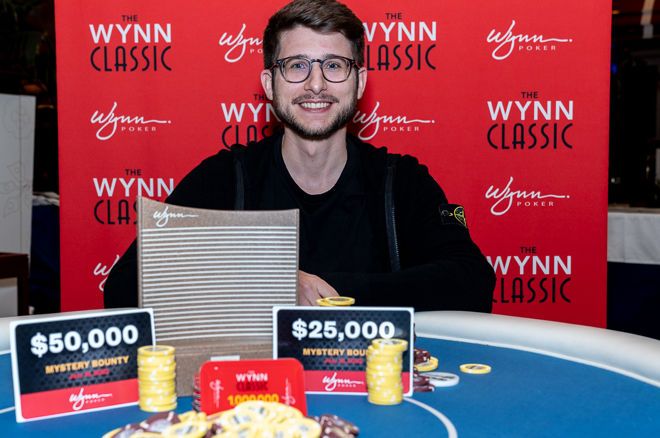 ChadAHolloway's tweet photo. After more than 14 hours of play on Sunday in the @WynnPoker $1,600 Mystery Bounty (2,190 entrants), France’s Paul Tedeschi (@PFTedeschi) took home the title and $232,474 in addition to $82,500 in bounties following a heads-up deal with Roscoe Light.

https://t.co/kro6A46cU0 https://t.co/pEAt5jGVIv