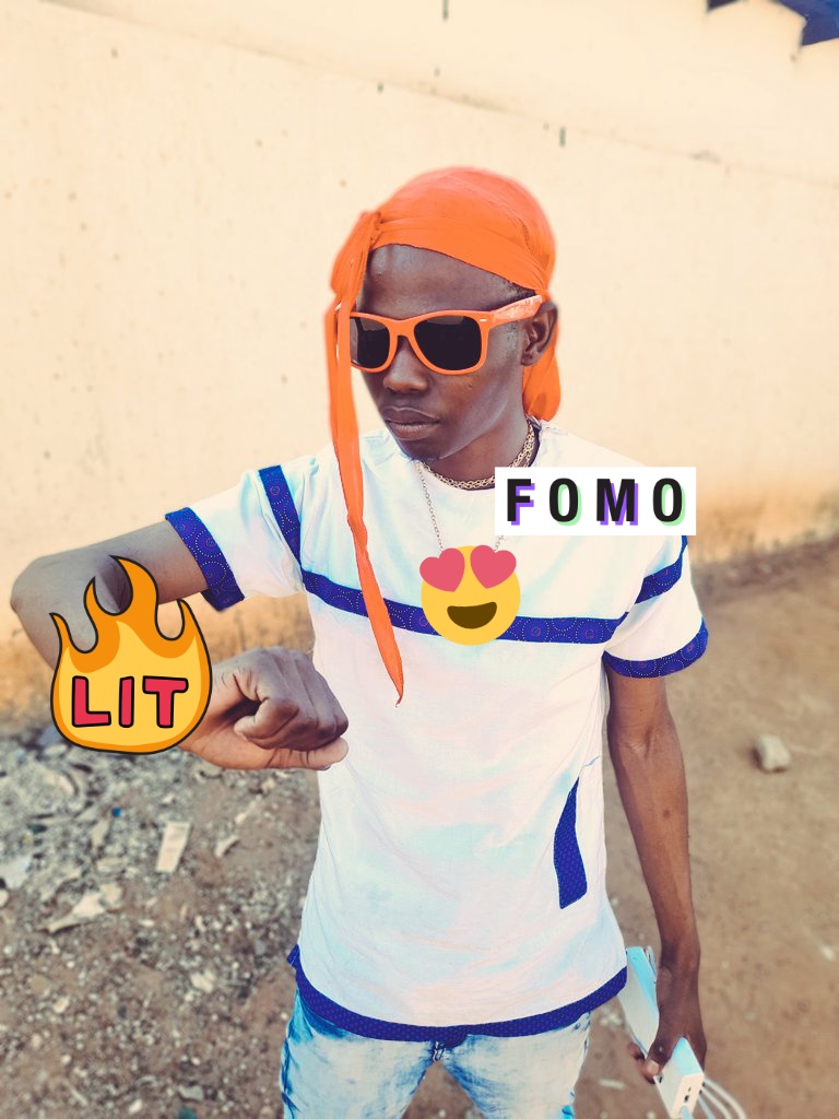 Majensersa's tweet photo. PROUDLY SA MUSIC ARTIST Signed By AYA MUSIC RECORD LABEL #MAJENSERSA #MRKEYANOMAN #DEHITMAKER #AMAPIANO2022 #UZOZWABATHI #AMAZON https://t.co/1xmx06lT2r