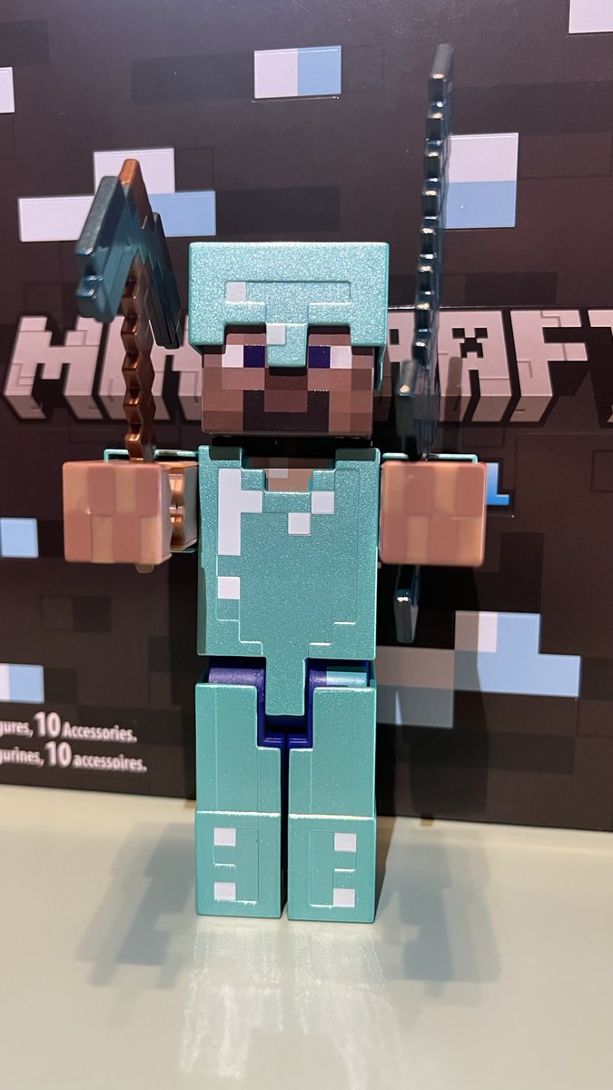 F1RECRACKR's tweet photo. I got a free surprise from @Mattel, one of only 5000 Diamond Level Steve Collectibles!
Check out my TikTok for the unboxing!
https://t.co/Kvw49l7U0G
#SDCC2022 #minecraft #minecraftdiamondlevel #Mattel https://t.co/mUVTOUH8KF