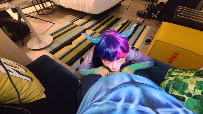 Daily BTS w/ @DevynLux   More on My Pet Monster Girl https://t.co/1ul3yFRKv8<a href="/tag/fit"class="tags"><span>#fit</span></a><a href="/tag/bodybuilder"class="tags"><span>#bodybuilder</span></a><a href="/tag/cosplay"class="tags"><span>#cosplay</span></a><a href="/tag/babe"class="tags"><span>#babe</span></a><a href="/tag/ass"class="tags"><span>#ass</span></a><a href="/tag/pussy"class="tags"><span>#pussy</span></a><a href="/tag/boobs"class="tags"><span>#boobs</span></a>