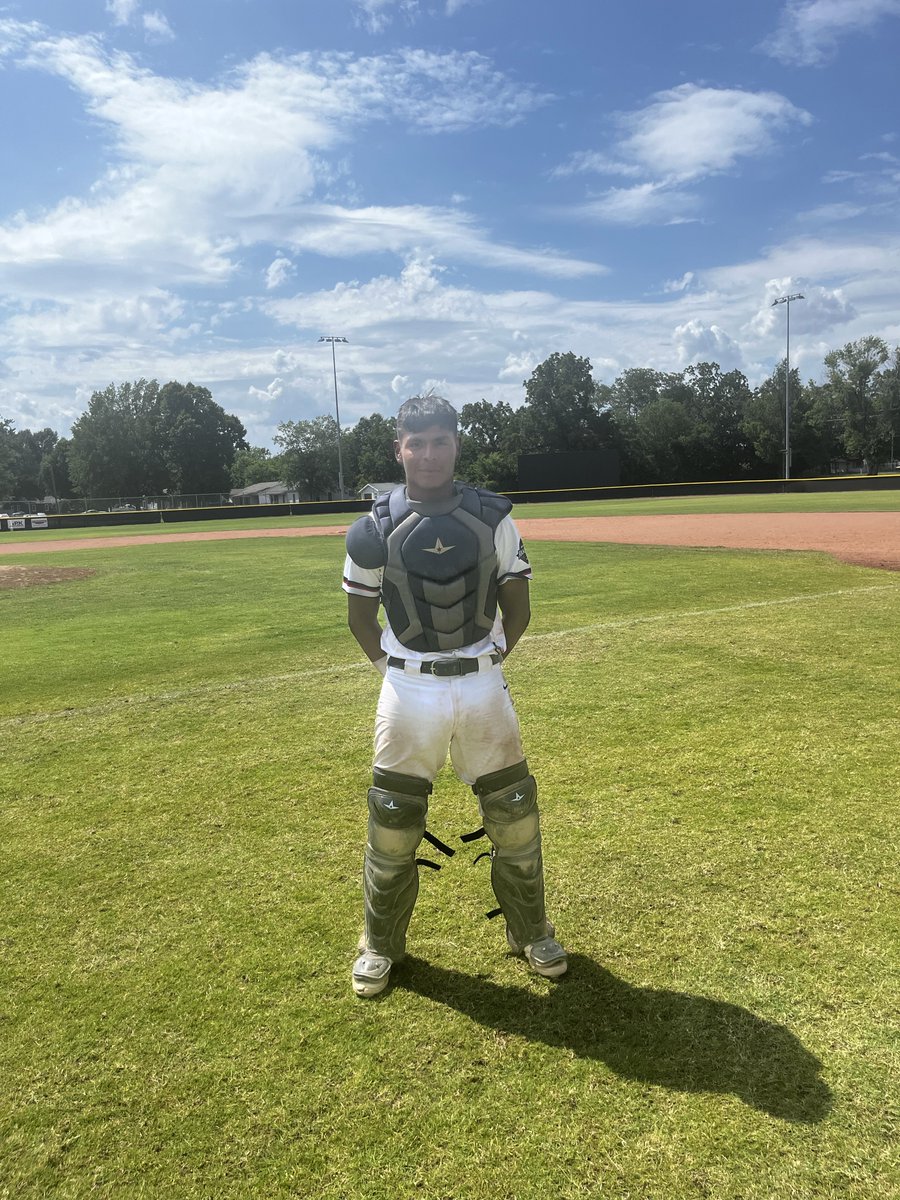 FiveToolMidwest's tweet photo. #RazorbackSS F: @PERFECTTIMINGAR 17U Blue 11, MMW 17U Victus Nationals 7
PoG: Gale Salinas 2-3, RBI https://t.co/2QS9bxFSUV