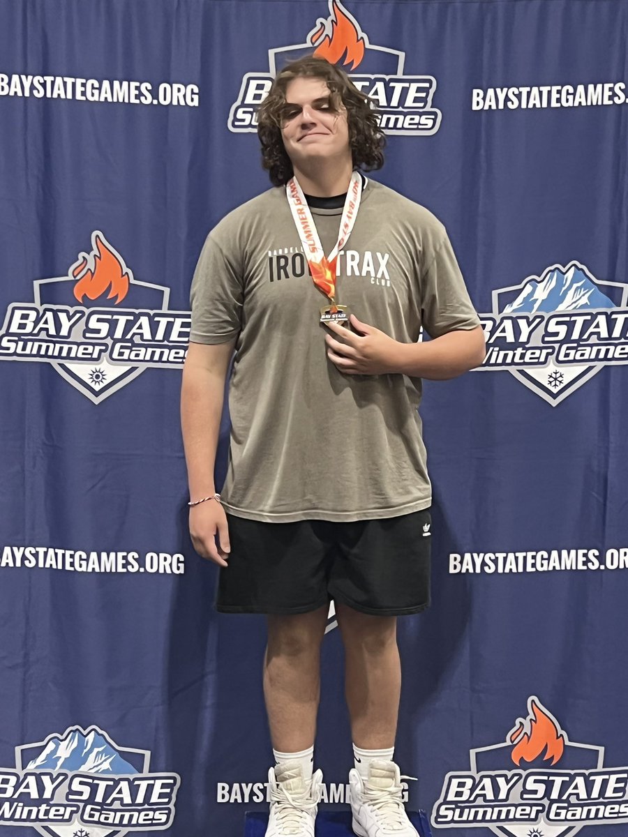 t_rosenberg90's tweet photo. My first weightlifting competion and I placed first in my weight and age class. This won’t be my last. Thank you to my coaches Nick, Elliot, and everyone who came to support me. #workhard https://t.co/7pbx4LtUkU