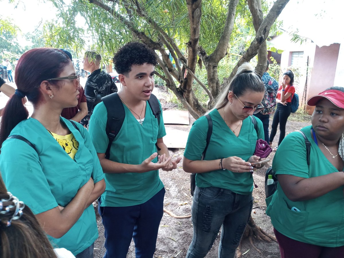 filial_moa's tweet photo. Actividades de Promoción de salud realizada hoy con los Adultos mayores de la comunidad de Punta Gorda. 

#CubaPorLaSalud https://t.co/pj0hHSFRBm