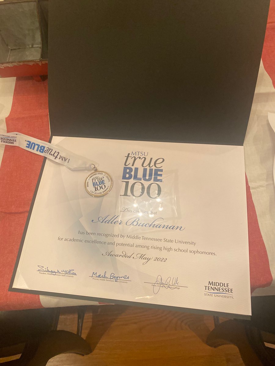 BuchananAdler's tweet photo. Thank you @MTSU !!💙💙 #trueblue https://t.co/XZi1baVOdw