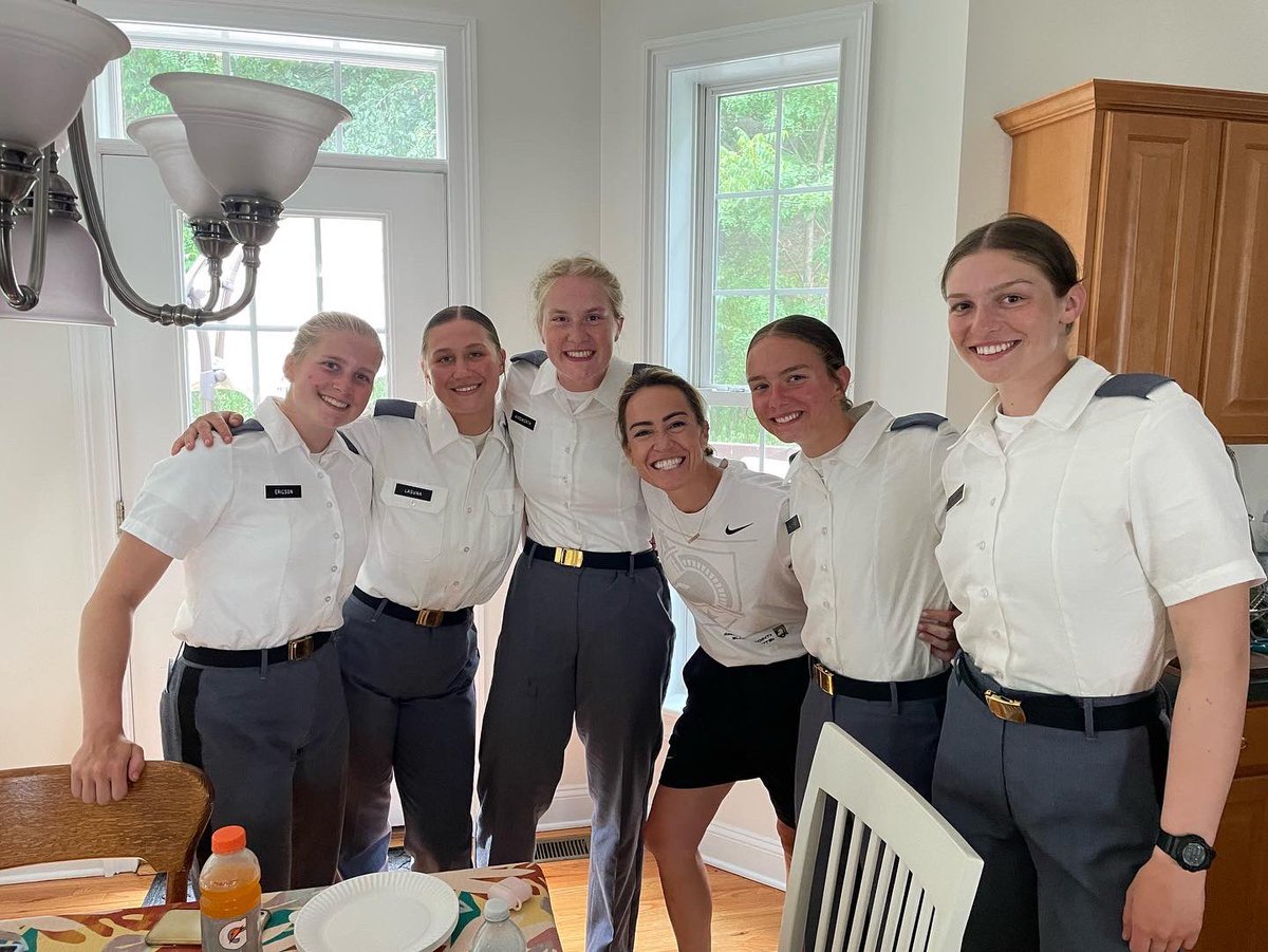 Missy Traversi tweet media