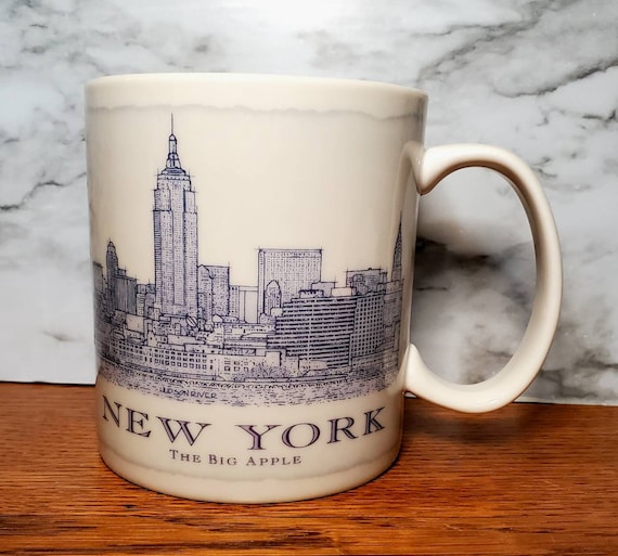suedalsing's tweet image. Starbucks mug, new york architecture, collector etsy.me/3cfQcRf #vintage #starbucksmug #collectorset #cityskylineart @etsymktgtool