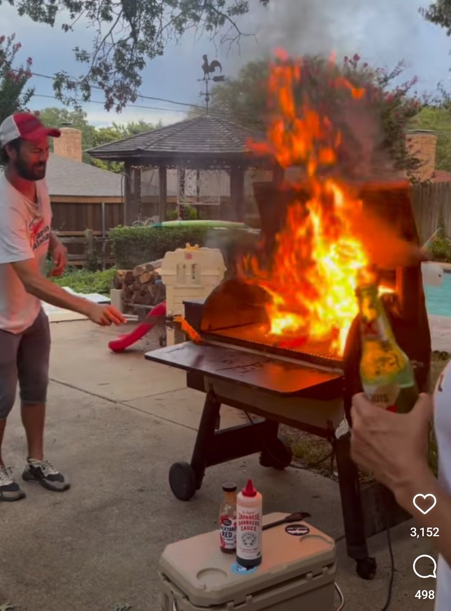 FB_Helmet_Guy's tweet photo. "Eddie, now that's a fire! That's a fire, look at that, look at that." #UncleGus https://t.co/olbfd61Epz