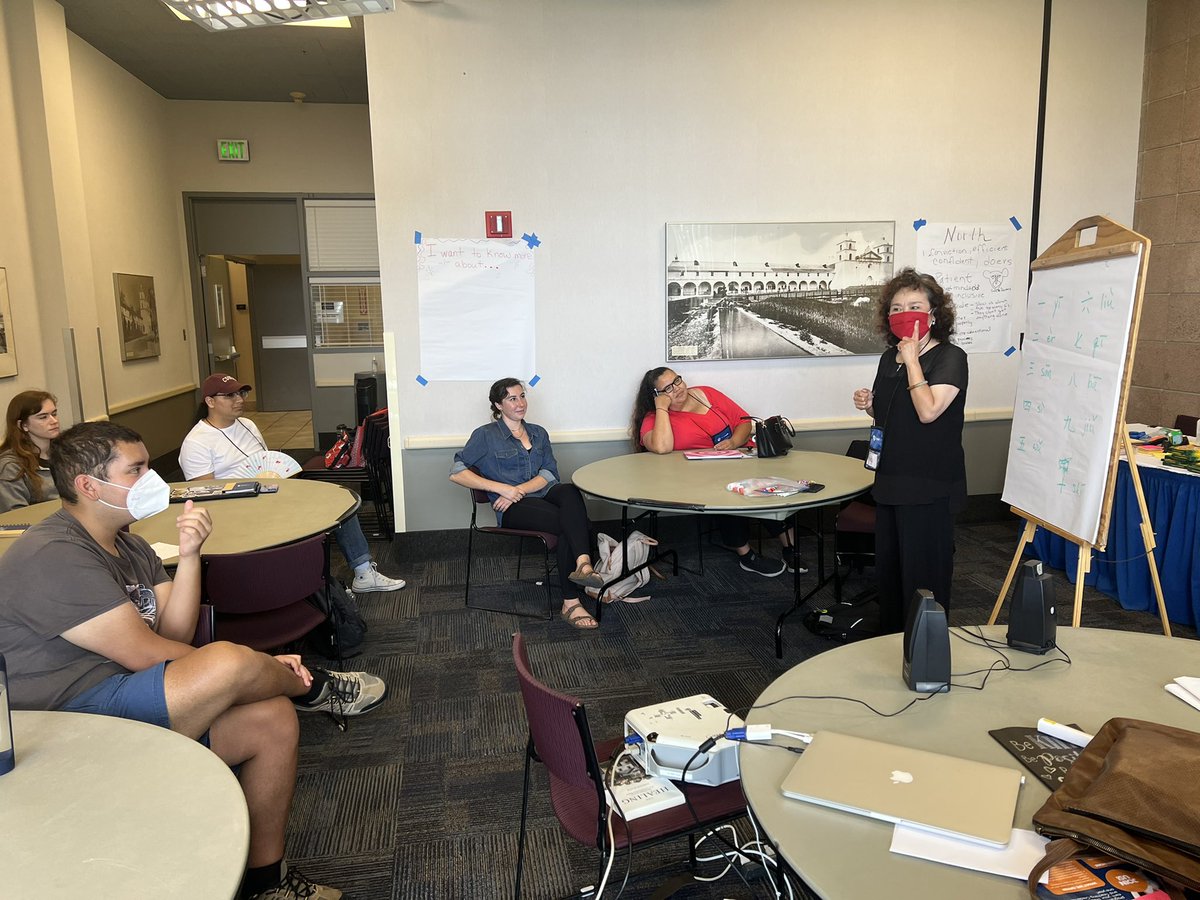 MCRios22's tweet photo. @WLSumSem  #WLSumSem22  students had the opportunity to learn from @Fascianoglobal ,  @yingjin today and yesterday from Peter Aguirre, and Susie Watt. We are lucky to have you all here. https://t.co/x6528S1L0R