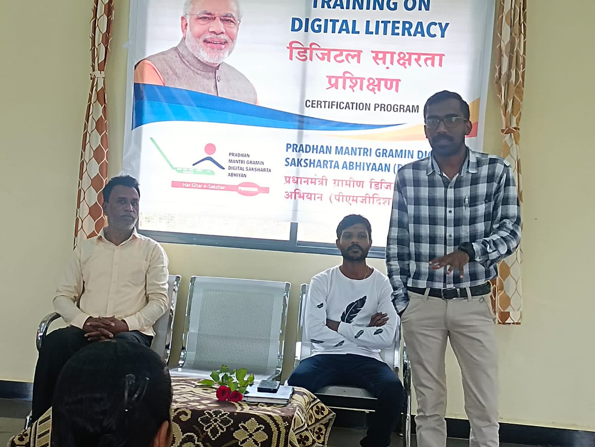 MallikarjunBK3's tweet photo. On the occasion of #CSCDiwas2022 #PMGDIsha certification program was held in #Belgaum district on Sunday..
ರವಿವಾರ ಬೆಳಗಾವಿಯಲ್ಲಿ ಪಿಎಂಜಿದಿಶಾ ಸರ್ಟಿಫಿಕೇಟ್ ಕಾರ್ಯಕ್ರಮ ನಡೆಯಿತು.
@dintya15
@CscKarnataka
@ceo_csc @PMGDISHA @SidSingh740 @_DigitalIndia @PMOIndia @PatankarRishi @Urvashi_CSC https://t.co/oESfI874Vc