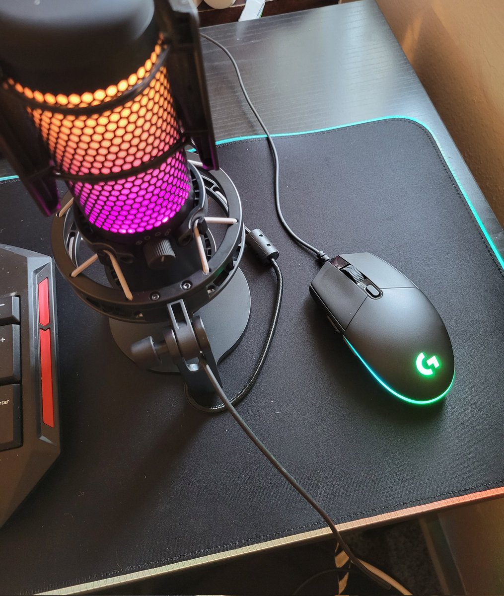_yeah_111's tweet photo. I got some new shiny stuff :) https://t.co/LnUaqXukQm