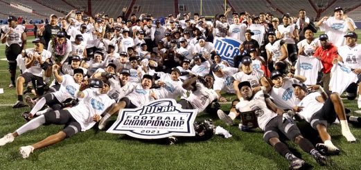 Kaedyn_5's tweet photo. After a great talk with @CoachM_Justin   I wanna say that i’m truly blessed to receive a full scholarship from @nmmibroncos the njcaa football champs, i wanna thank @CoachM_Justin @CoachTaufaasau for this great opportunity !! https://t.co/TzMm4JZ8SG
