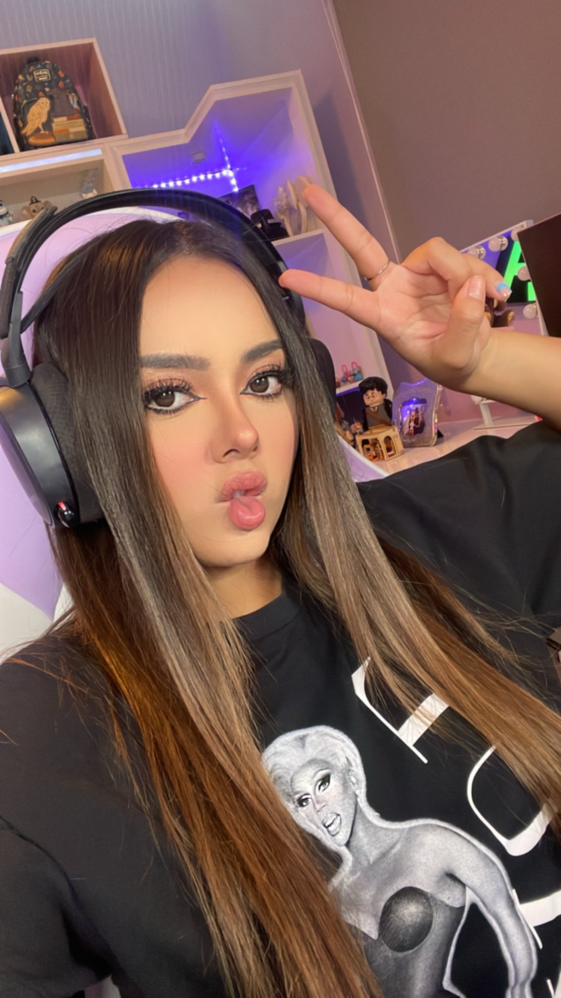 AmaBlitz🦄 on Twitter: "Reaccionanding 🌹💖 https://t.co/24lrUe7Hw5 https