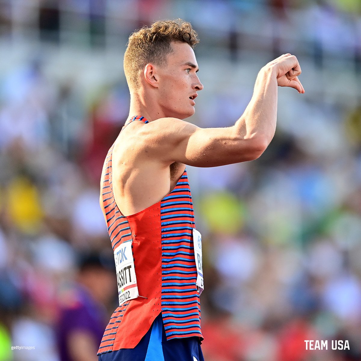 TeamUSA's tweet photo. Division II athletics representing in the men's 400m hurdles final 💪

@TrevorBassitt30 
@TheKhallifah 

#WorldAthleticsChamps x #WCHOregon22 https://t.co/CVoujhRhiu