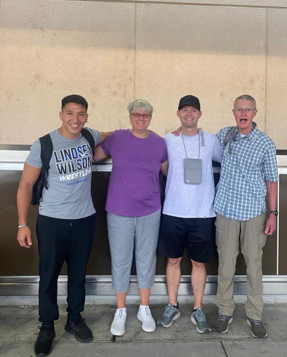 kentuckyfca's tweet photo. Pray for our 4 staff, Roxane-Marty-Brett-Brian, flying out now to Egypt to meet with 3 of our sports partners! Thirteen hour flight ahead! https://t.co/134JPc69QV