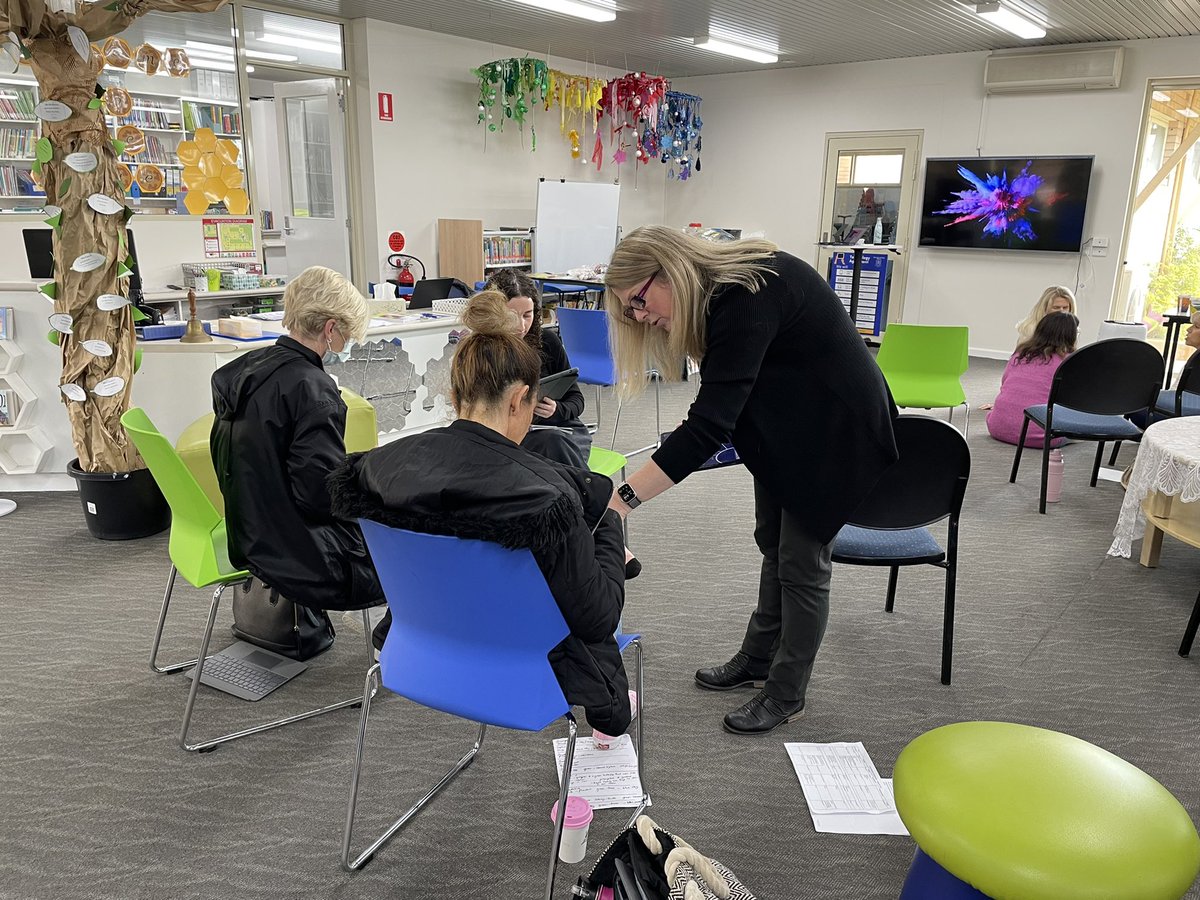 Michelle Lloyd tweet media