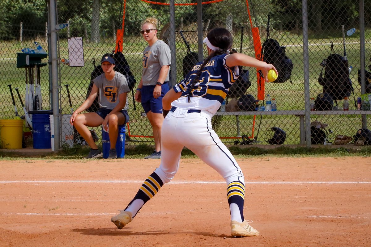 AlysonHollywood's tweet photo. Thank you @SiTinklepaugh for a great fall &amp; summer. I could never thank you enough for your dedication to make me a better player. You believed in me and because of that I have grown in all parts of the game. I wish you the best and I know I will see you around a ballpark. ❤️ https://t.co/2MVSXsTyb6