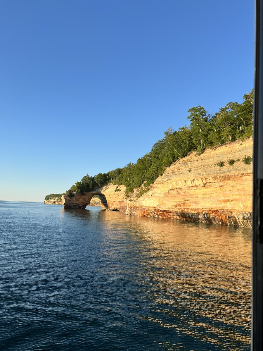 Rumzei's tweet photo. Celebrated Lake Superior day cruising along Pictured Rocks. Thank you @LakeSuperior for remaining calm and allowing for these great shots! https://t.co/UtMavCo4wx