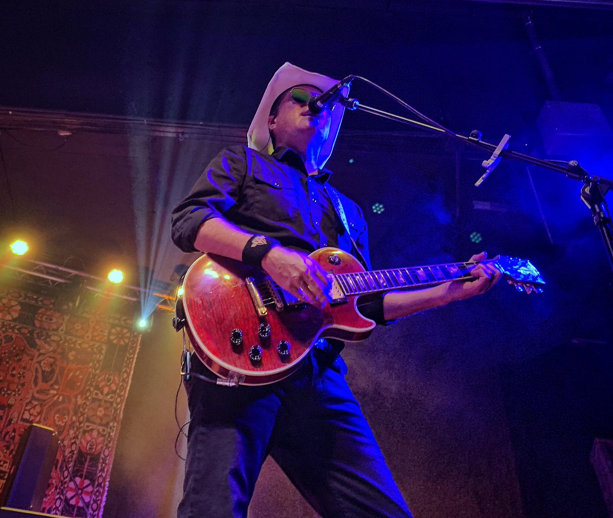 realCAMERALERO's tweet photo. #playon @azpeacemakers @peacemakerjd #photoglife🎥 #cameralero #paladin🏴☠️ #whatsnext🏴 #nostickmics #nomicflags https://t.co/DsPB3x1UwF
