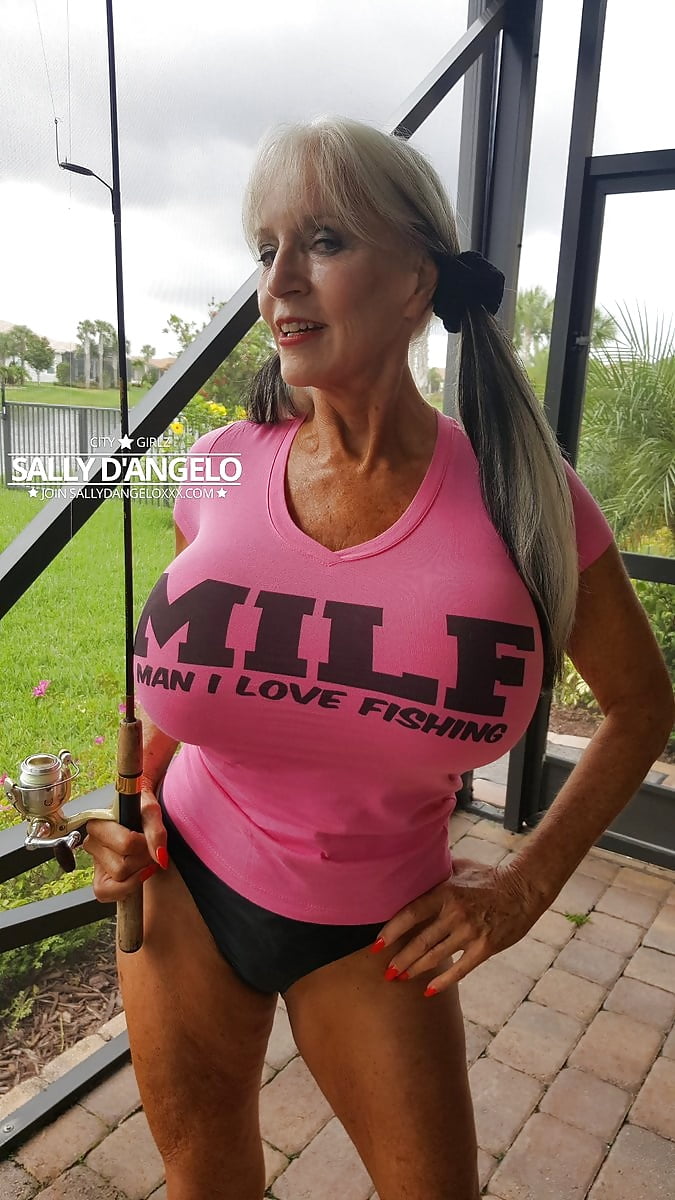 Sally D'Angelo (@SallyDangeloXXX) 's Twitter Profile. 