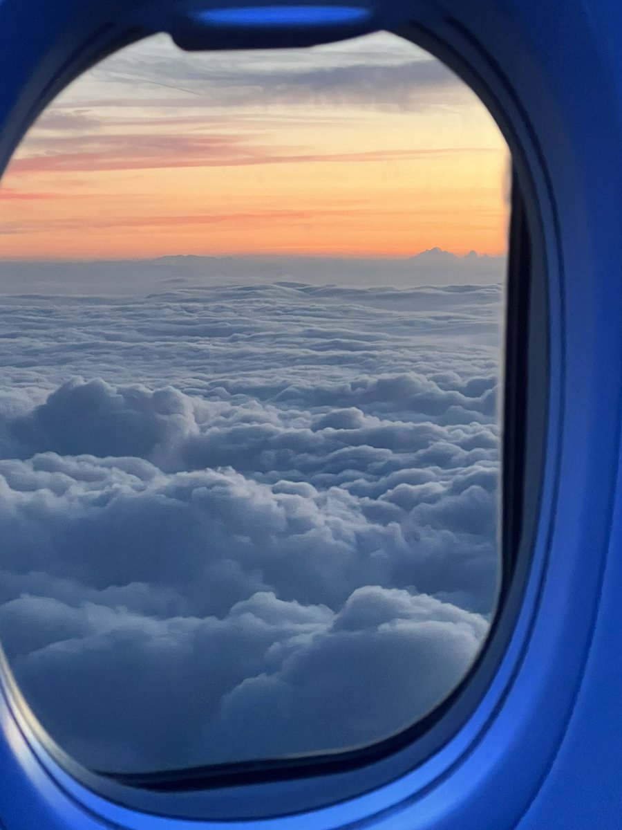 Got this pic on <a href="/SouthwestAir/">Southwest Airlines</a> Friday night 7/15 going from #Atlanta to #Nashville to catch my flight home to #Phoenix