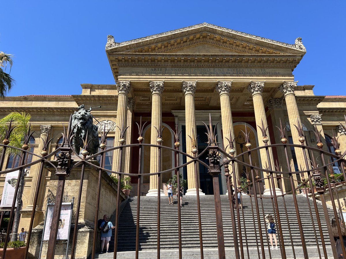 The Opera house where one of the final scenes in Godfather III was filmed. The interior looks the same as it did in 1990 when the film was made. #TheGodfather