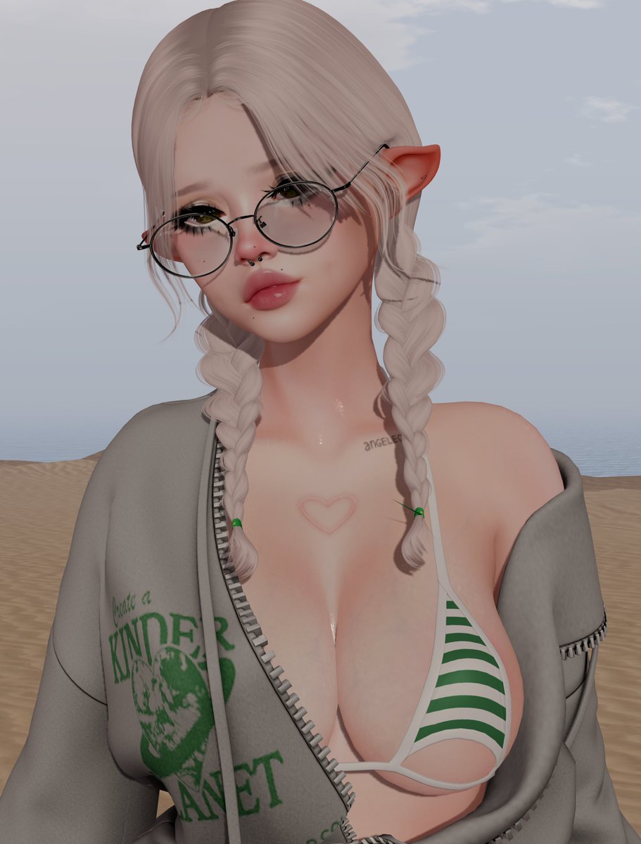 Anqelectic's tweet photo. Late night lil screenie...
Chicken nuggets or Dinosaur nuggets?
#secondlife #sl #rightanswersonly #random #unedit https://t.co/ECikrlX1fG