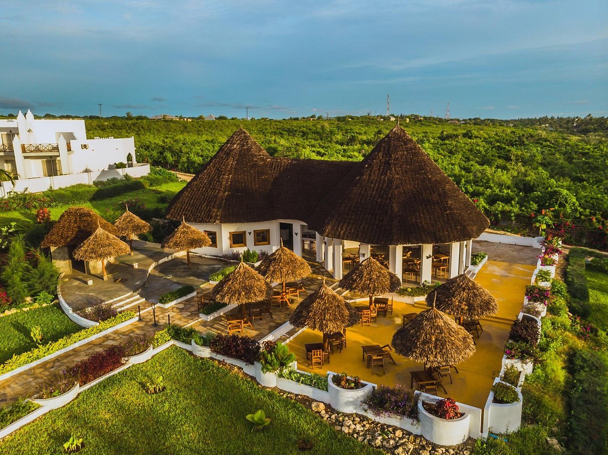 hadestays's tweet photo. Kilindini Resort & Spa, Pwani Mchangani, Zanzibar. Avg price a night $131.4, You just need to be here,
#Hadehotels #Travel https://t.co/XbIs67et2w