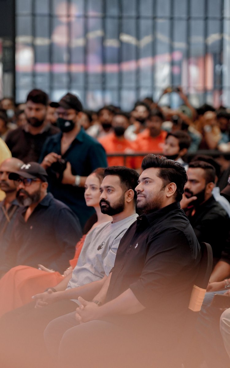 NivinOfficial's tweet photo. Team Mahaveeryar at  Thiruvananthapuram! 🥰❤️❤️❤️
#Mahaveeryar, releasing worldwide on July 21.  🔮📿 👮🏽‍♀️ 👑⚖️ 
Lulu Mall
@actorasifali @shanvisrivastav  #Abridsbine #PSShamnas https://t.co/MPhosBKSCm