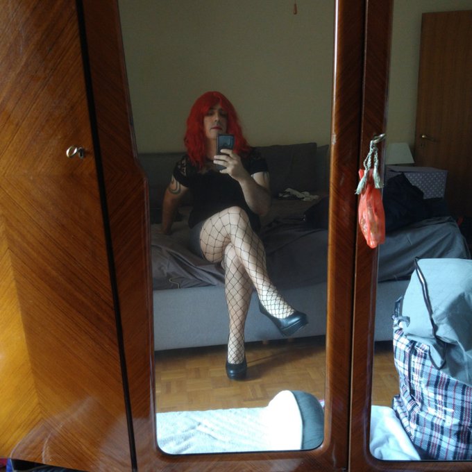 Nuovi collant per l&#039;estate... chissà quanto dureranno https://t.co/5bYyJlXFQA<a href="/tag/xhamster"class="tags"><span>&#35;xhamster</span></a>