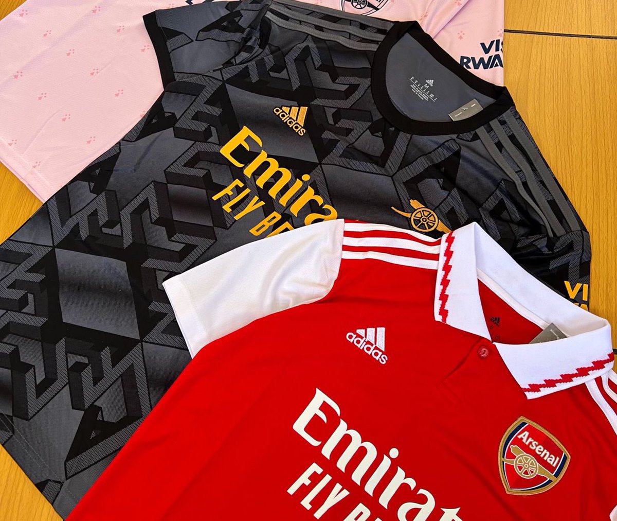 MissChelsea1221's tweet photo. 🚨ZIPO za Round Chini #FansVersion na za Kukatwa #PlayersVersion 🚨

Tafadhal #Retweet 

27,000/=

Dm au 0714336827

#Kuprint Jina 5,000/=

Size S~XXL 

#Mikoa Yote Natuma https://t.co/JSOEyrQx2b