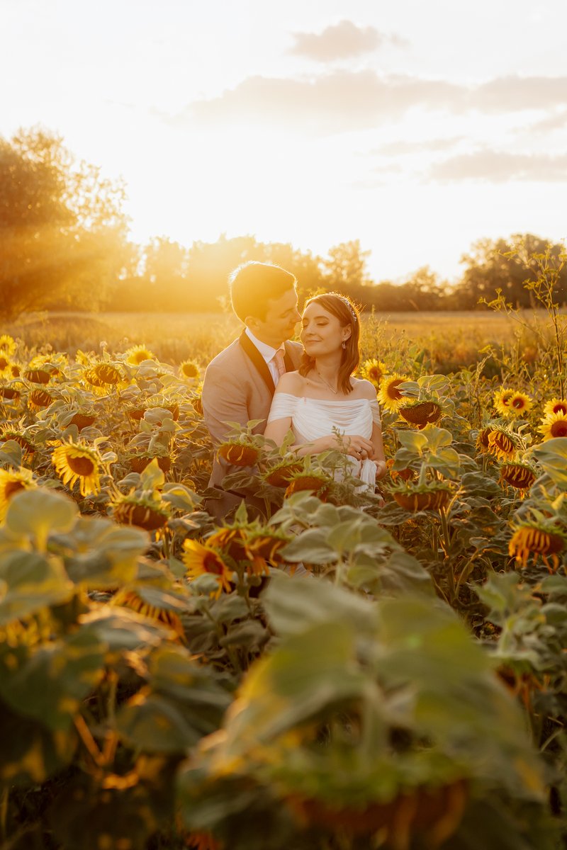 Castle Wedding? Hell yeah! 🏰
Hot Air Baloon wedding? OMG!🎈
Sunset in the sunflower field? 🤯
#weddingphotography #photographer #iasi #Romania 
#GASisWATCHING #castlewedding