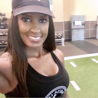 Laresa Lewis tweet media