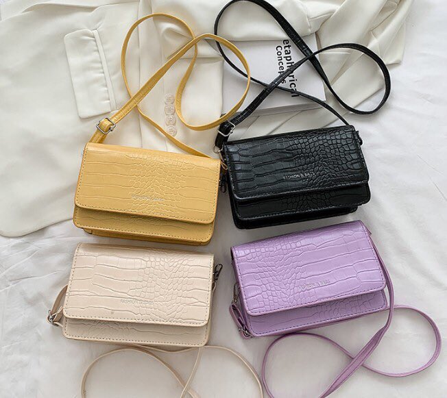 SheetieMask's tweet photo. 💥กระเป๋าหนังPUสะพายข้าง สวยมีคลาส สายหนังแบบปรับได้ แสนเก๋
💰ราคา 300 บาท
#กระเป๋าสะพายผู้หญิง #กระเป๋าสะพาย #กระเป๋าสะพายข้าง #กระเป๋าแฟชั่น #กระเป๋าเกาหลี #กระเป๋าหนังPU #Bag #กระเป๋า #กระเป๋าทำงาน #พร้อมส่ง #ถูกและดี https://t.co/ahNT695HT6