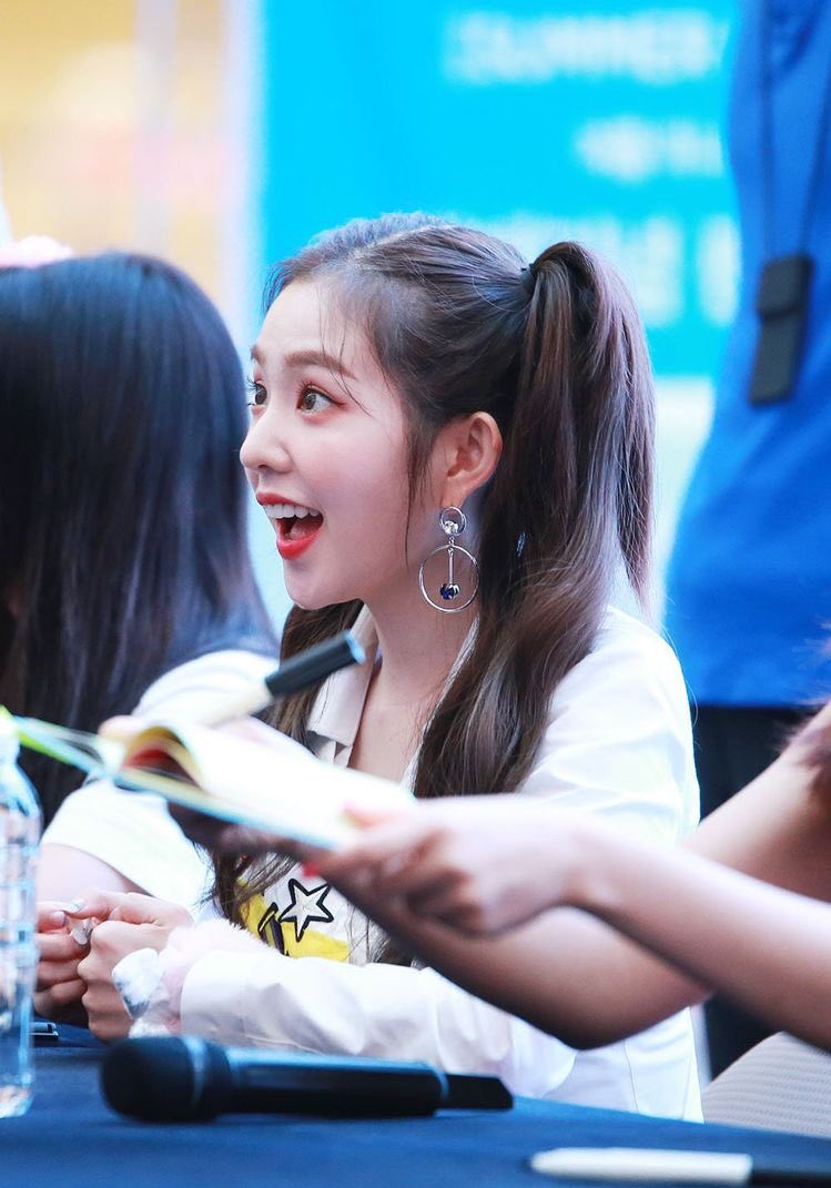 Ireneesource's tweet photo. #아이린 #IRENE https://t.co/Whb7ihqCUr