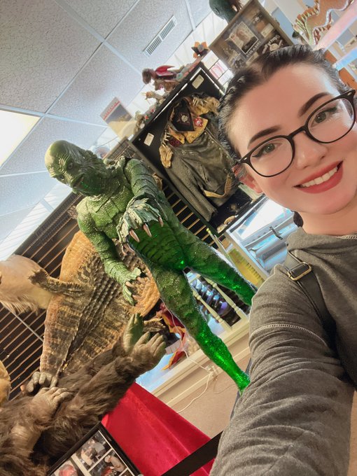 Met some kewl critters in Knoxville https://t.co/9vzzMIZi6P
