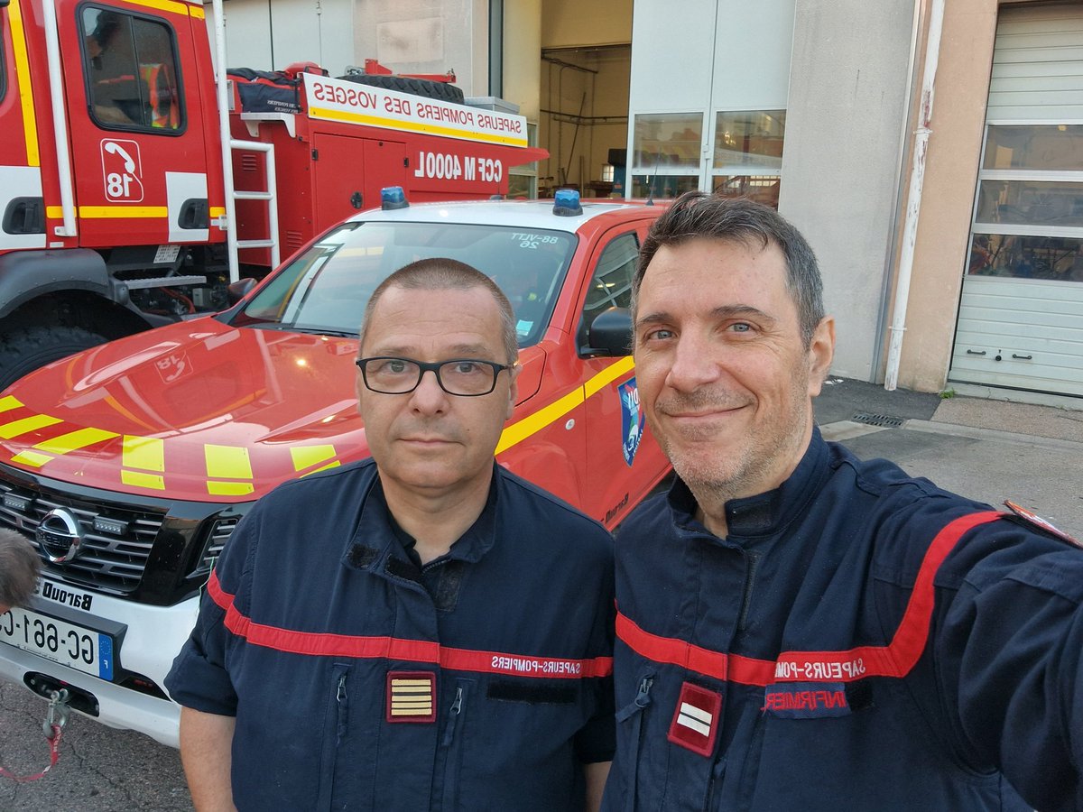 StephaneHOUMEAU's tweet photo. Depart renfort #feudeforet #Gironde team #sssm avec médecin du #sdis88 Vincent Blime et infirmier du #sdis67 Stephane Houmeau #anisp https://t.co/u04wQqizpq