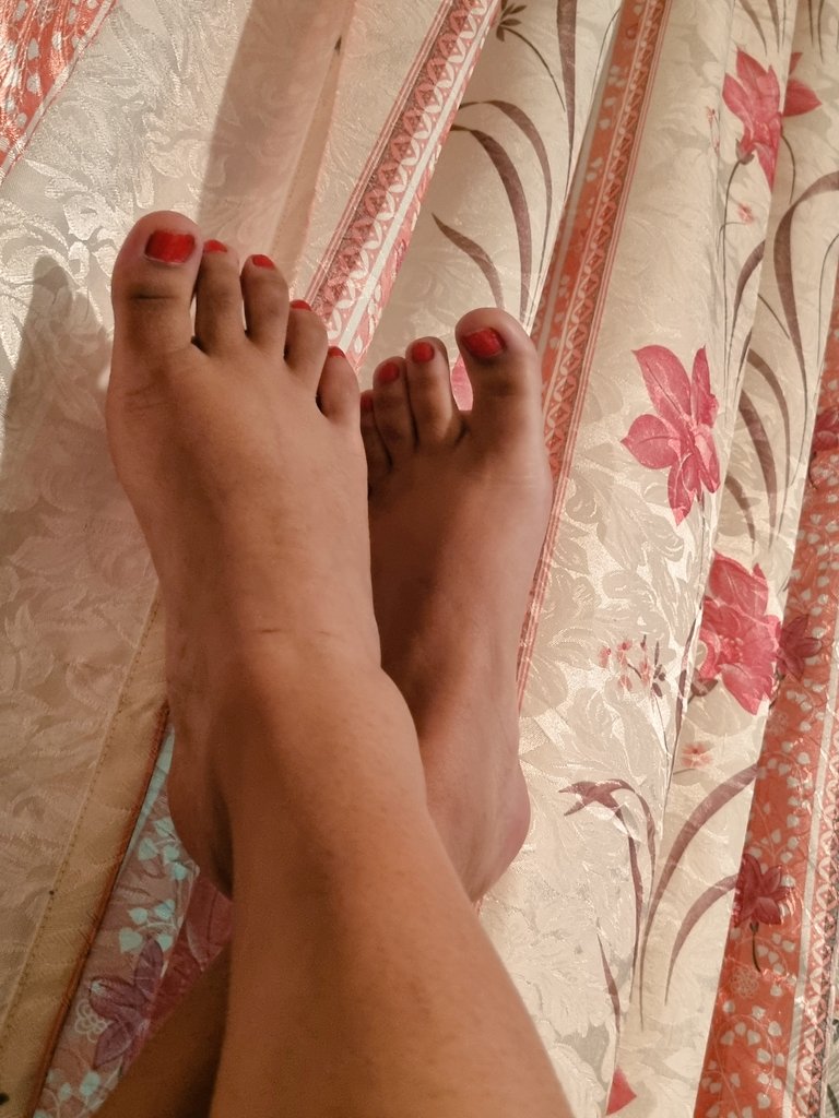 CanelMrs's tweet photo. Hello my babys...
Good night 🖤
#WetDreams #Pokemon #gamergirl #red #feet #otakulife #anime #sugarbaby #goodnight #twitchstreamer #gameroom #nails #Flowers #onlyfans https://t.co/U1BAmEVDQ7