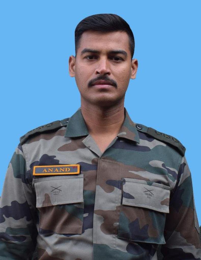 ANI's tweet image. Captain Anand and Nb Sub Bhagwan Singh lost their lives in a grenade blast that occurred while they were performing their duties on the Line of Control (LoC)  in Mendhar Sector (J&amp;amp;K): Indian Army officials