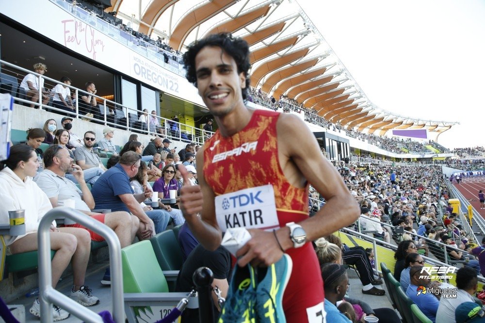 atletismoRFEA's tweet photo. El 🥉 de @ASIERMARTINEZ17 en 110 vallas, 🍒 la guinda del pastel a una tarde memorable de #EspañaAtletismo
✅️✅️✅️ Volvemos a tener tres 🇪🇸 en la final de 1500 15 años después
➕️ @conte_63 a ritmo de récord en heptatlón
#PasiónPorCompetir
📝 https://t.co/8HLgbRwn0V https://t.co/joMY7cwgQX