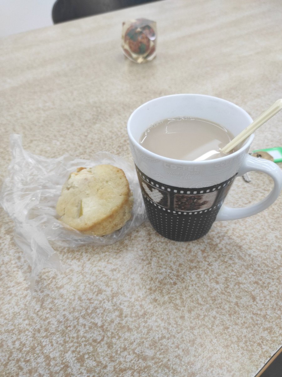 Testing_t9's tweet image. קפה, מאפינס פירות