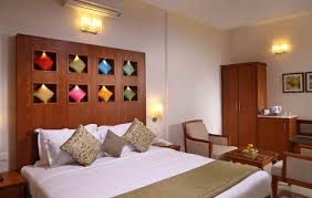 TAOS01012016's tweet photo. Guess the Resort n Win Exciting Prizes 
Click for Full Video:-
https://t.co/bpJ48vZuOC

#taosapp #travelat1stop #travelatonestop #travelmagazine #taosmagazine #hotels #resorts #carrentals #restaurants #travelagents #guess #winner #munnarmemories #keralatourism #GuessNWin #prizes https://t.co/uUL9Q62YrA