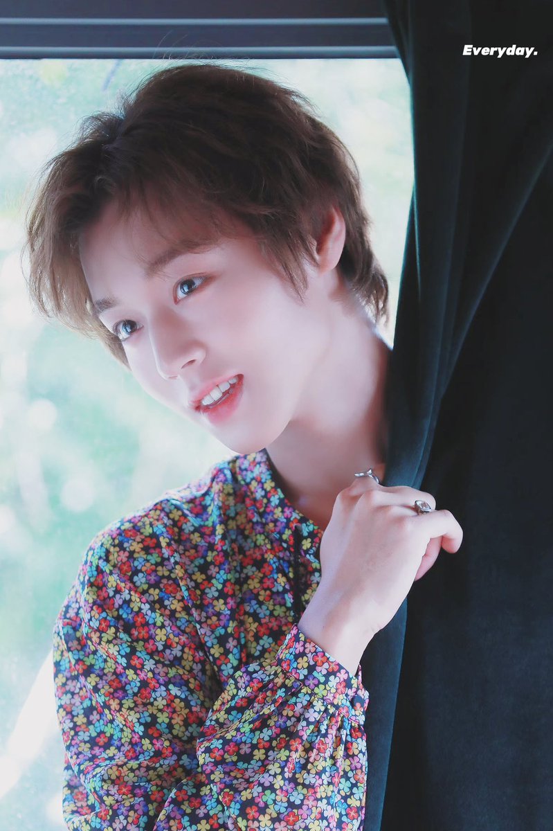 Everyday_529's tweet photo. 210903 Singles비하인드
⠀
#PARKJIHOON #박지훈 https://t.co/ddmBTLT1SU