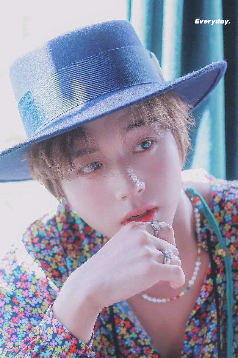 Everyday_529's tweet photo. 210903 Singles비하인드
⠀
#PARKJIHOON #박지훈 https://t.co/ddmBTLT1SU