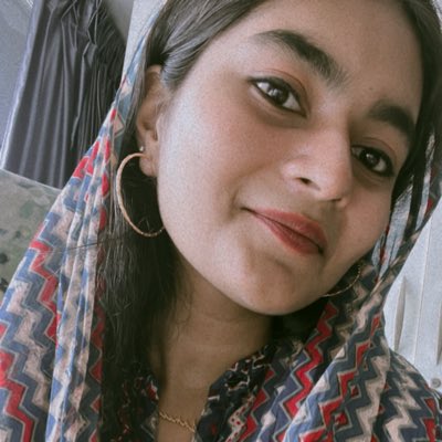 AdheenaSamad's tweet photo. #NewProfilePic https://t.co/QJ5a9YcmCV