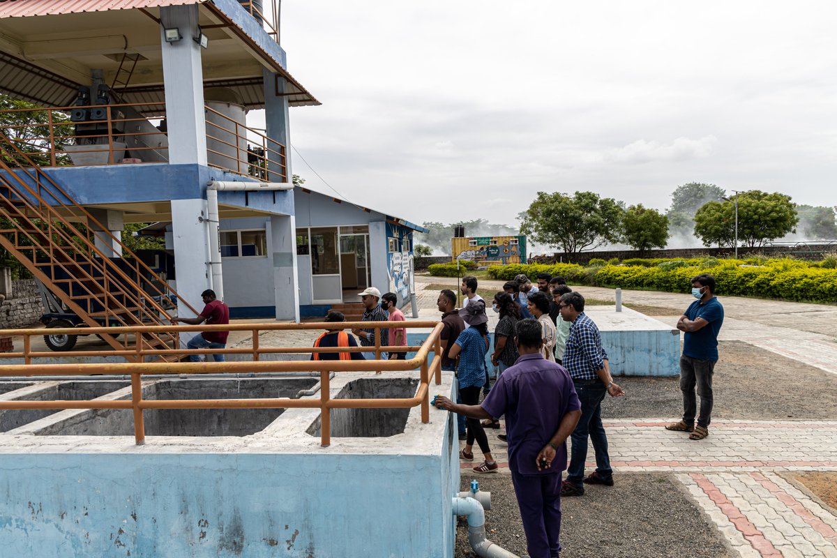 TNUSSP's tweet photo. In Coimbatore, the team visited the PNP #FSTP which is the first mechanical FSTP of #TamilNadu They also visited and interacted with women from the 'Yalzh' and 'Vinmeen' enterprise group from the urban poor communities in PNP-NNP
#LearningbySeeing 8/9 https://t.co/Nlauqu0FmA