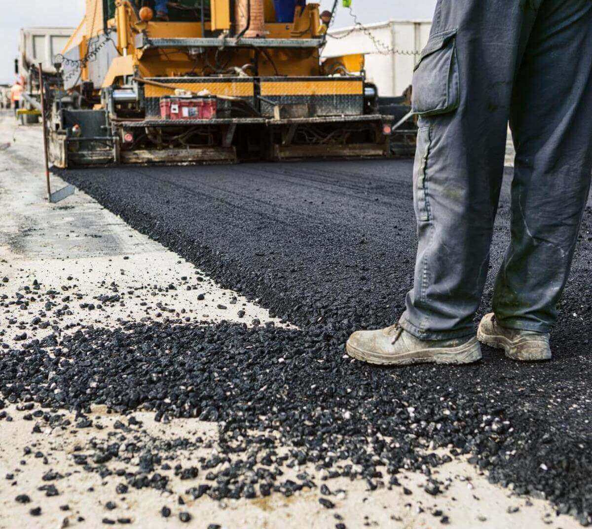 projects_today's tweet photo. NHAI floats #tender for four-laning of #Siwan-Mashrakh section
Read More: https://t.co/ptWY1SQC5S
@projects_today #nerws #updates @NHAI_Official @MORTHIndia @nitin_gadkari #roads #highways @officecmbihar #construction #Bypass #Roadways https://t.co/nigQz35sSF