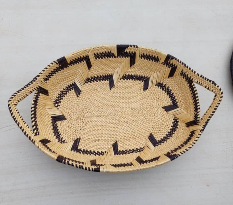 mamazuristyle's tweet photo. These woven, multipurpose trays are the perfect storage options for all your fruit this summer #topfinds #AfrobeatsTheBackstory #African #afroshop #boho #bohoshop #Shop2GiveTogether #women #uk #Paris #europe #etsy https://t.co/Pzp0yNHUaM