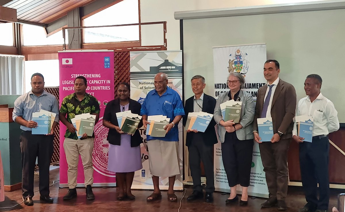 LuisaSenibulu's tweet photo. Today is the result of another solid collaboration between @SI_Parliament and @UNDP_Pacific - the launch of parliament resources books. An extremely important learning tool for #SolomonIslands high school students. Thanks to the support of @MFATNZ, @JapanGov and @dfat. https://t.co/Q89uZaZt4C