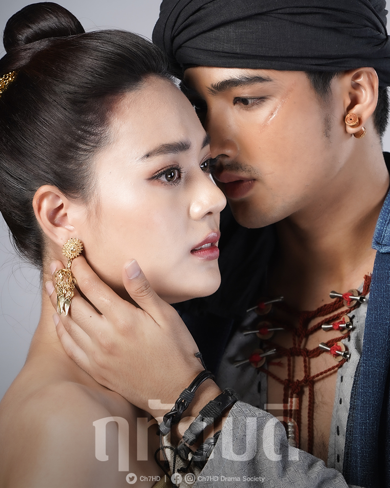 Ch7HD's tweet photo. #ฤทัยบดี ฟิตติงจัดเต็ม 💓📿

2 พระเอกมาดเข้ม #โดนัทภัทรพลฒ์ #บิวณัฐพล ประกบ 2 นางเอกดาวรุ่ง #กานต์ณัฐชา #เจนนี่ชยิสรา พร้อมนักแสดงรุ่นใหญ่ หนิง ปณิตา และ อานัส ฬาพานิช

*สำหรับแฟนละครของพระเอกมาดเท่ #จิณณ์จิณณะ รอหน่อยนะคะ คอนเฟิร์มเรื่องใหม่เมื่อไหร่ แอดรีบส่งข่าวแน่นอนค่ะ https://t.co/YIlS41Az4l